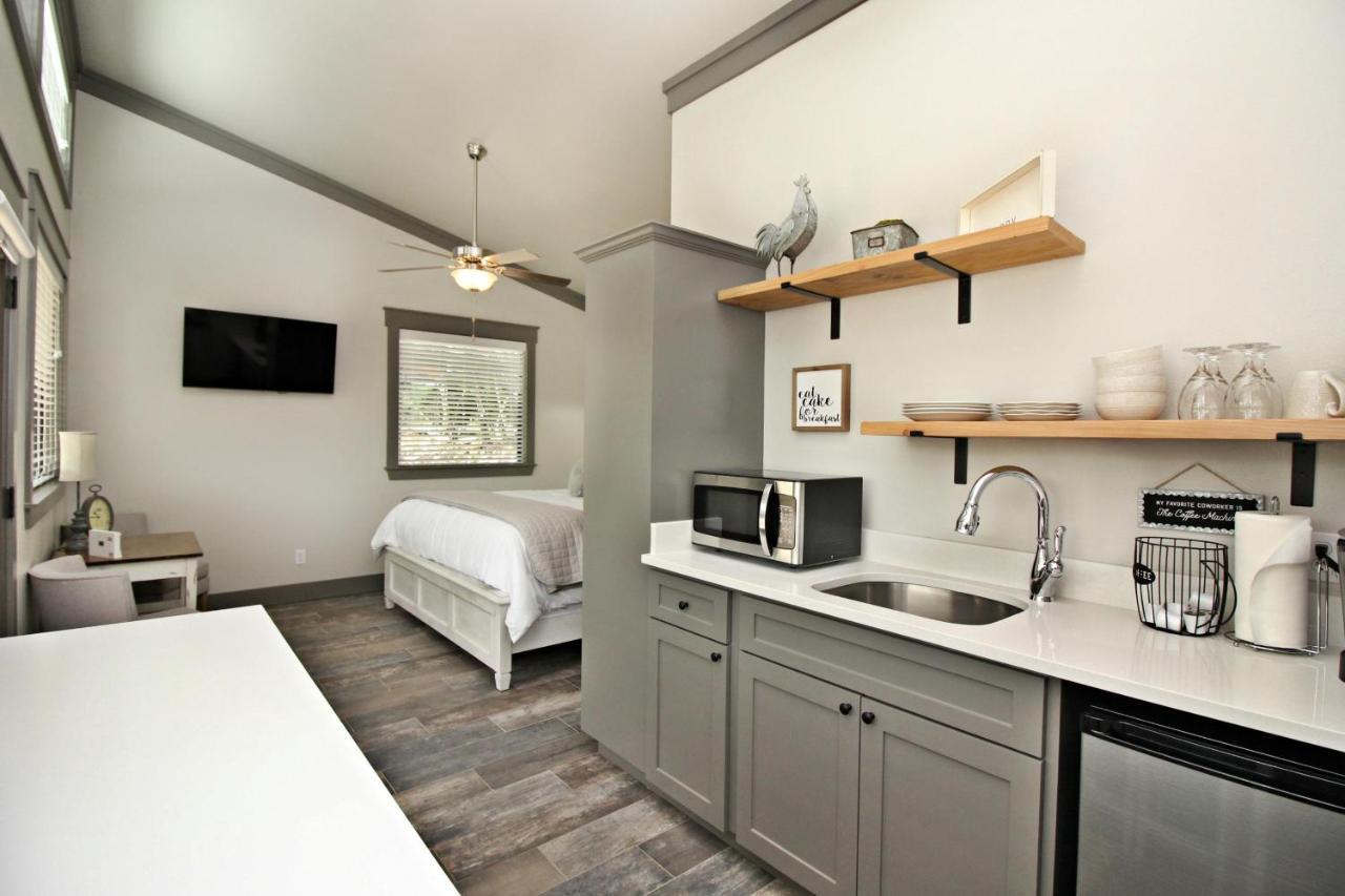 Green Acres Cottages - Dripping Springs Suite Wimberley Luaran gambar